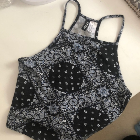 H&M halter tank - Picture 2 of 3